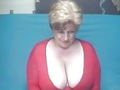 Gros seins, Gode, Mamie