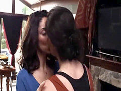 Kissing, Lesbian
