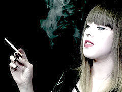 Dominazione femminile, Fumando   smoking