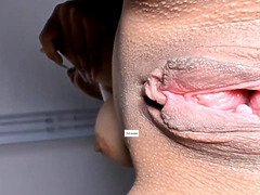 Klitoris, Zevajoči, Prvoosebno snemanje seksa