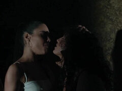 Dildo, Kissing, Lesbian